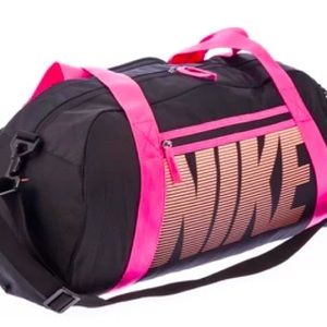 Nike Women's Gym Club Training Duffel Large Bag Hot Pink Black Sports Bag